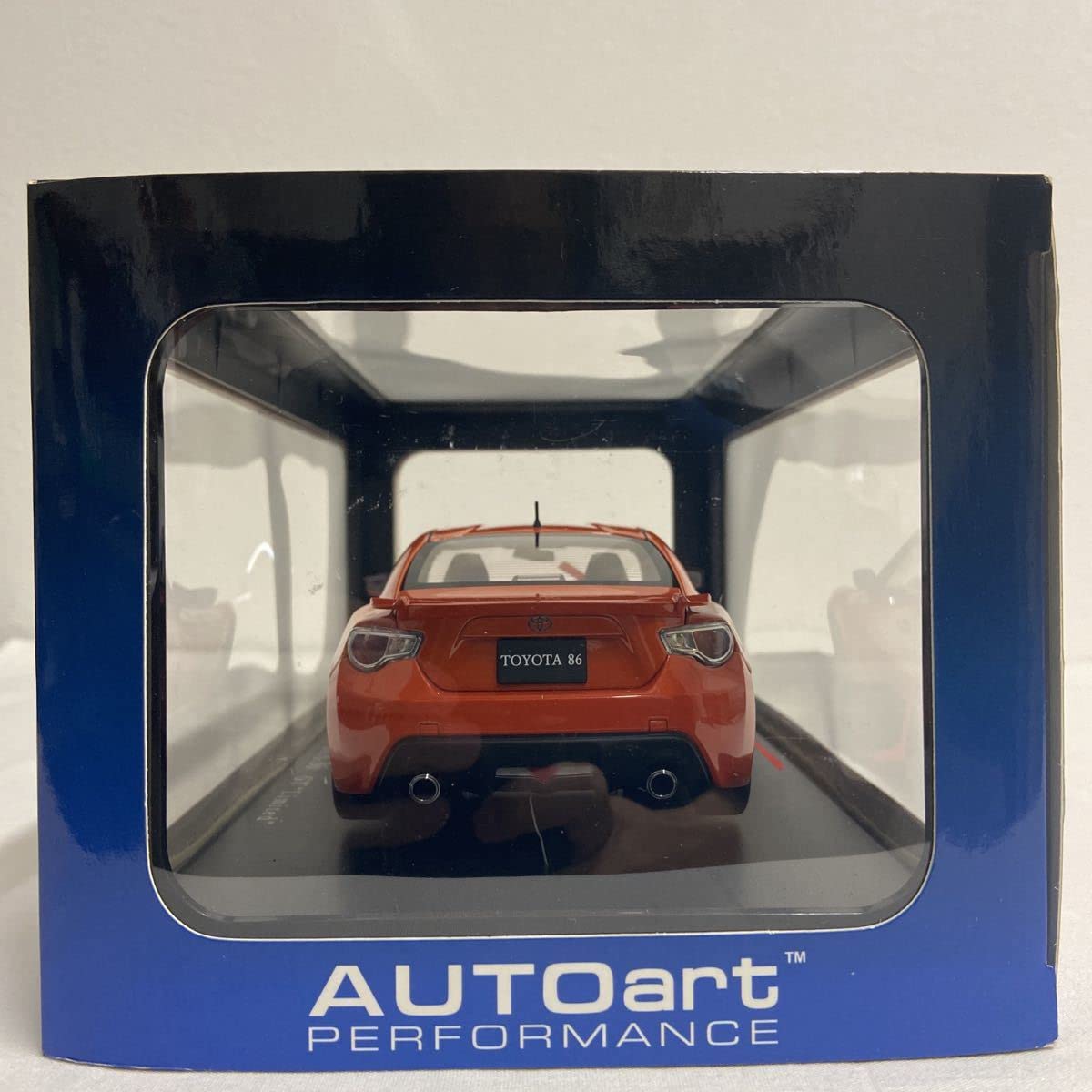 1/18ミニカー ignitionmodel AUTOart 専用出品 新品 76049 オートアート 1/18 マクラーレン 675 LT （メタリック